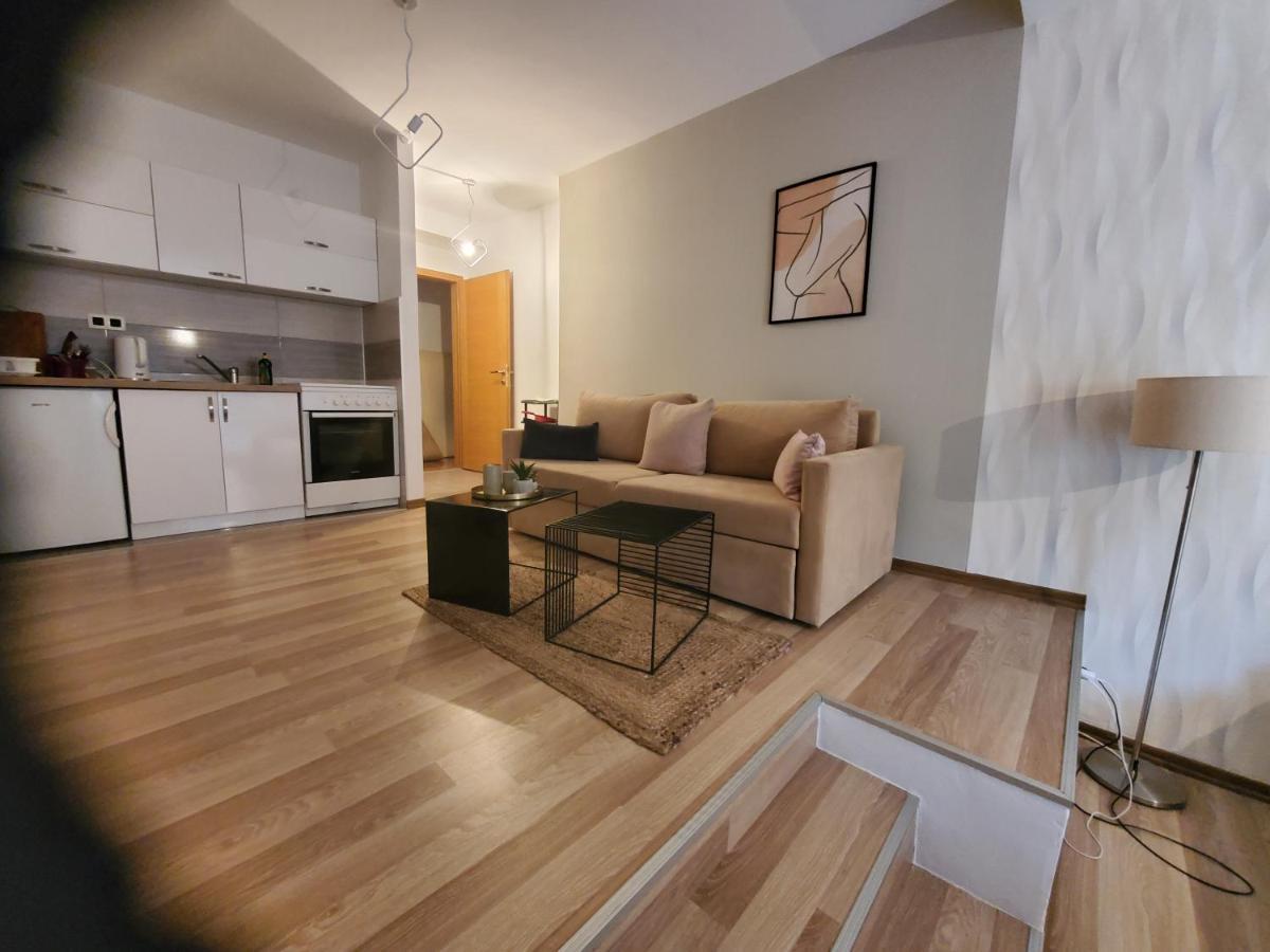 Sleep And Drive Premium Apartment ซาราเยโว ภายนอก รูปภาพ