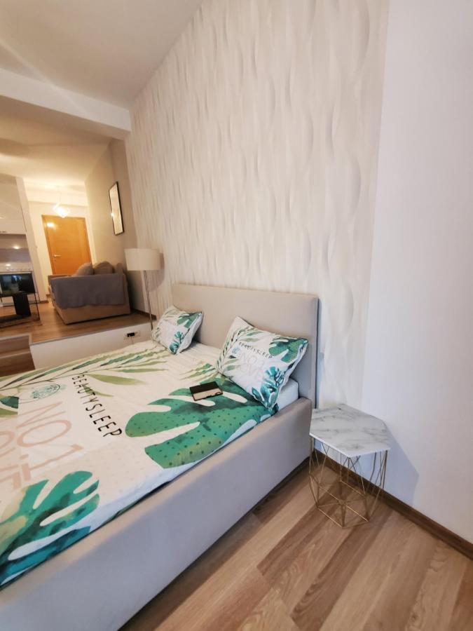 Sleep And Drive Premium Apartment ซาราเยโว ภายนอก รูปภาพ