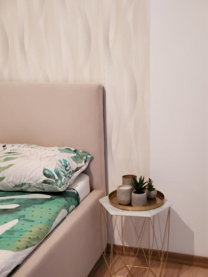 Sleep And Drive Premium Apartment ซาราเยโว ภายนอก รูปภาพ
