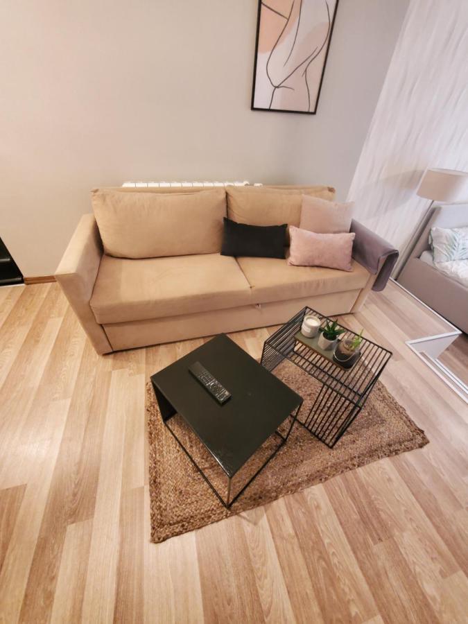 Sleep And Drive Premium Apartment ซาราเยโว ภายนอก รูปภาพ